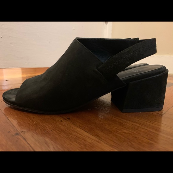 Eileen Fisher Size 8 Leigh Sandal - Picture 2 of 3